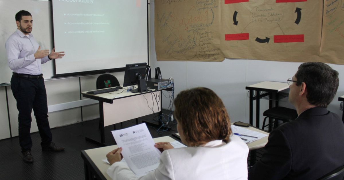 Udesc Em Joinville Tem Vagas Para Professor Substituto Saiba Como Se Inscrever