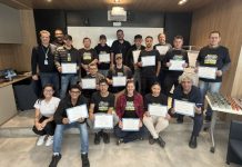Curso gratuito forma nova turma de instaladores hidráulicos em Joinville
