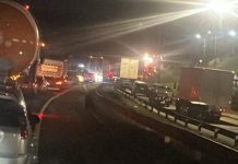 VÍDEO – Motociclista morre após ser atropelado na BR-101, em Araquari