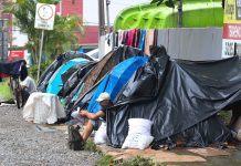 Maioria entre os abordados em situação de rua em Joinville são catarinenses; veja números