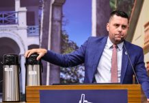 Ouvidoria recebe pedido de mudança do termo “preto amargo” no café da Câmara de Joinville; presidente fala em “vitimismo”