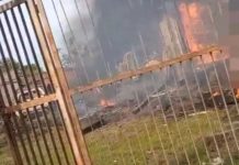 Incêndio atinge ferro velho no bairro Fátima, em Joinville