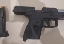 Dono de mercado é detido após perseguir armado um suspeito de furto, em Joinville