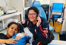 Equipe do Samu de Joinville realiza parto de emergência dentro de ambulância