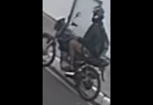 VÍDEO – Motociclista é flagrado fazendo gestos obscenos para crianças em Balneário Camboriú